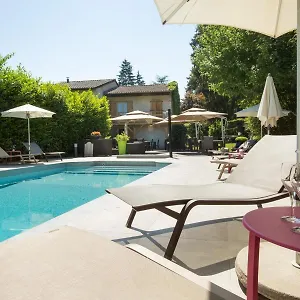 Hotel Logis Le Petit Casset, La Boisse